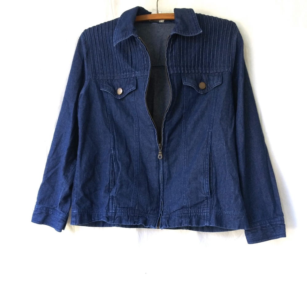 Boxy Denim utility jacket with zipper